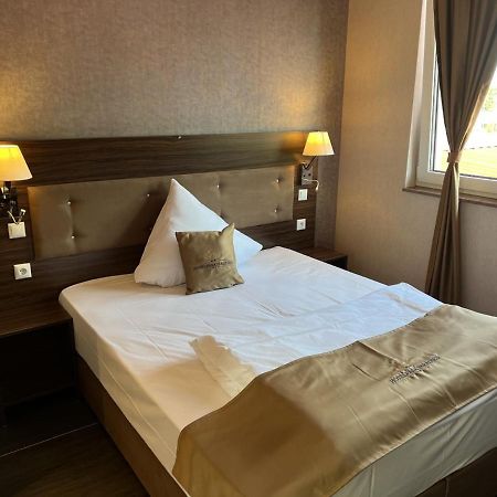 Hotel Pasa Paradies Kostenlose Parkplaetze Hanau Eksteriør bilde