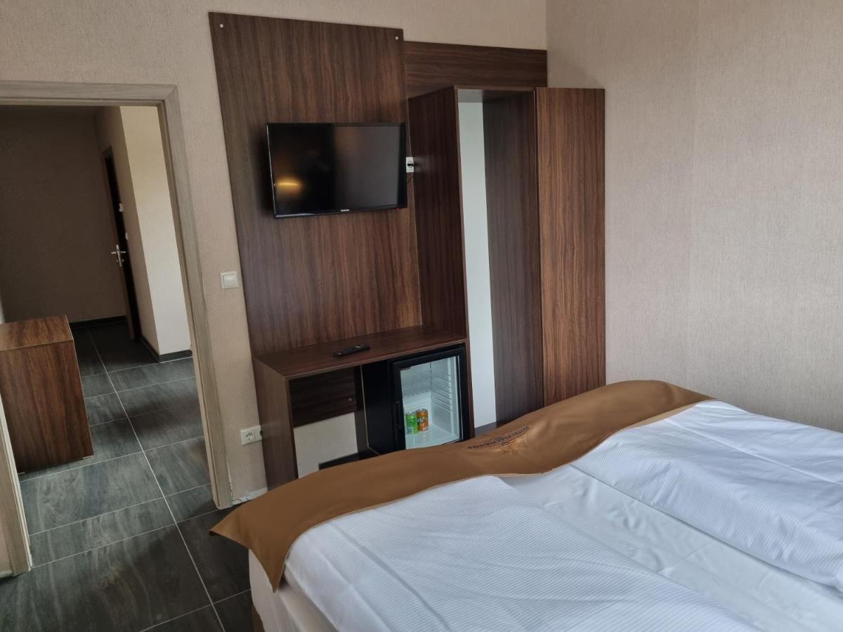 Hotel Pasa Paradies Kostenlose Parkplaetze Hanau Eksteriør bilde